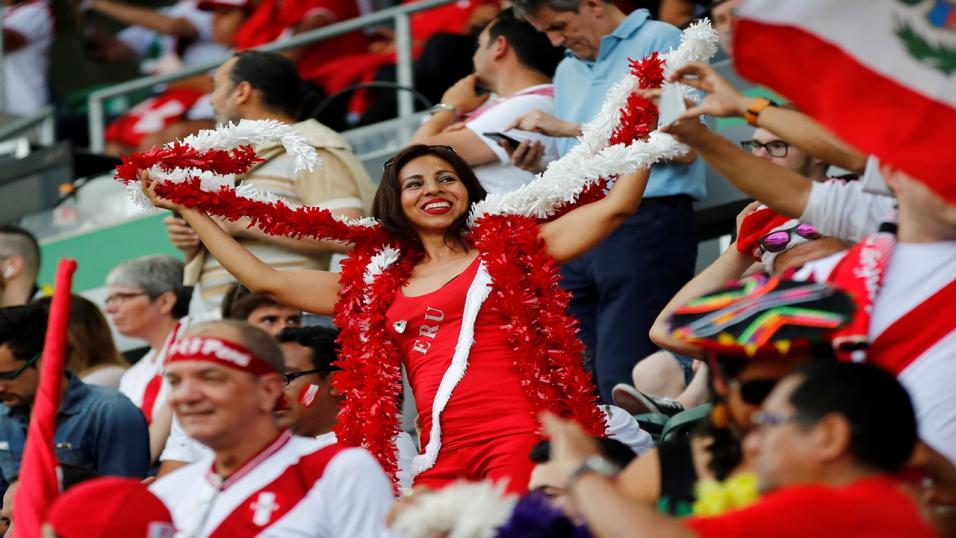 Peru fans
